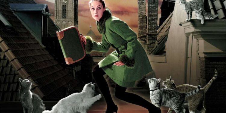 miss minoes 2001 poster